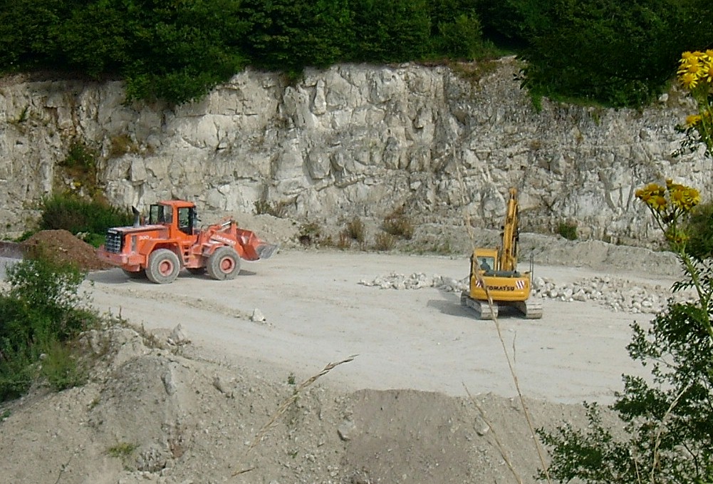 photo: Phil Dixon - 6 Aug.2008
click image to return