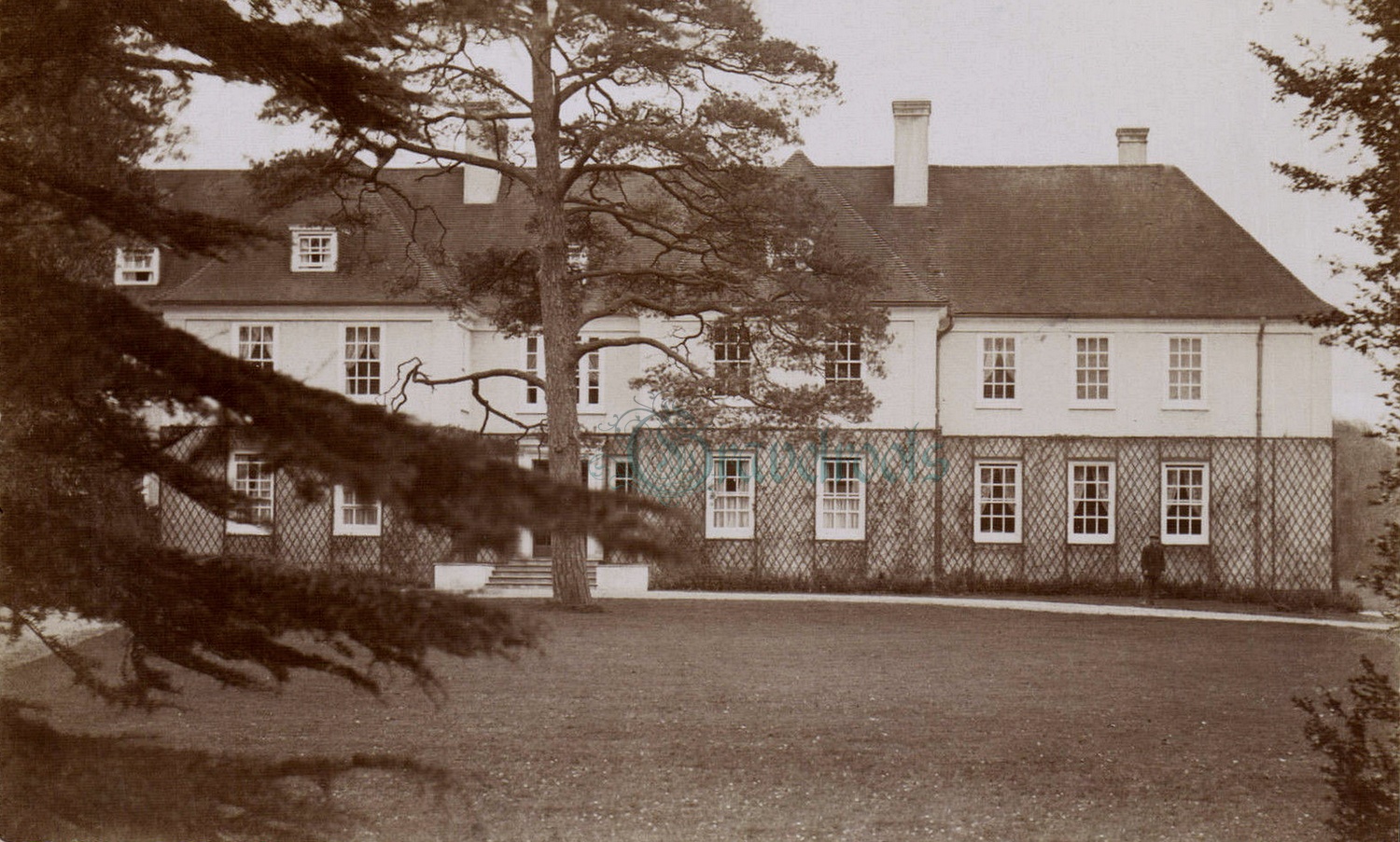 Old photos of Eartham, Sussex - click image below to return