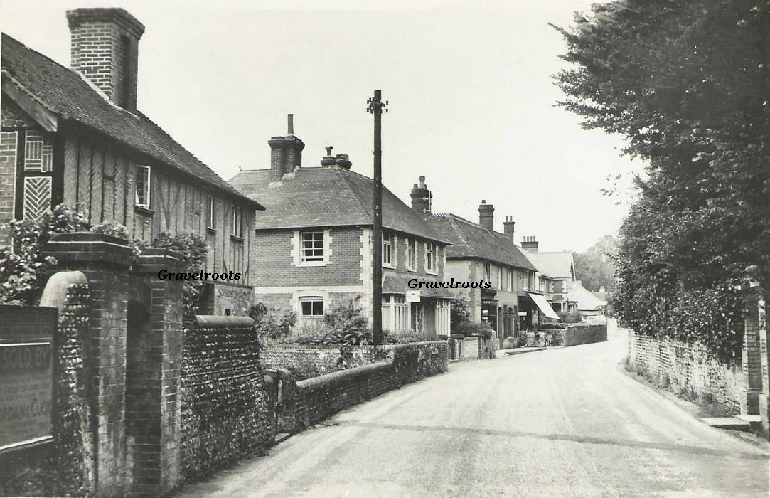 High Street, Findon, Sussex, click image to return