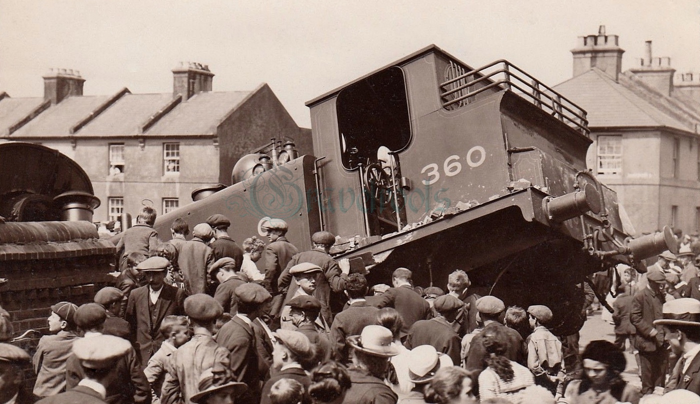 Old Littlehampton -  - click image below to return
