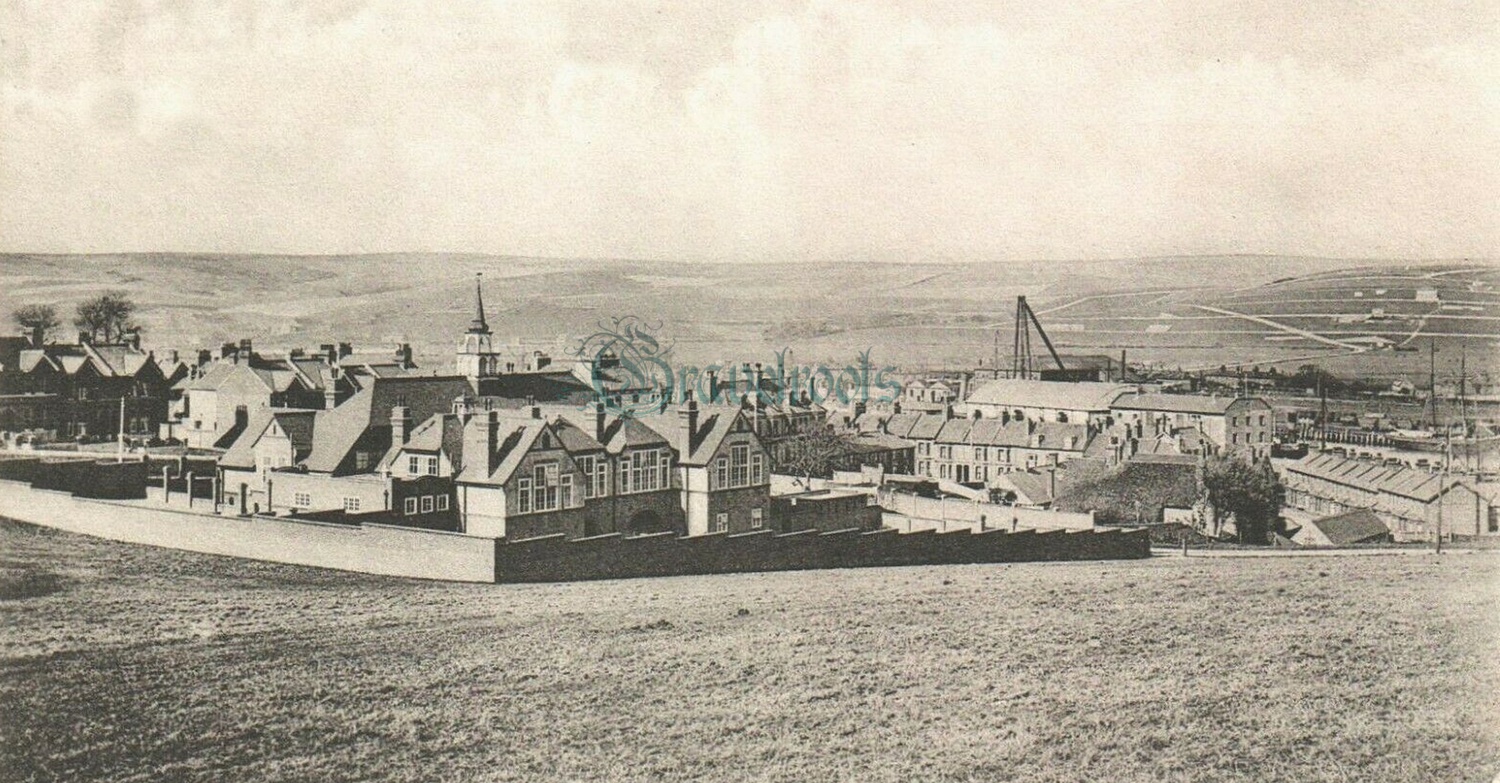  old photo of Newhaven school, Sussex - click image below to return