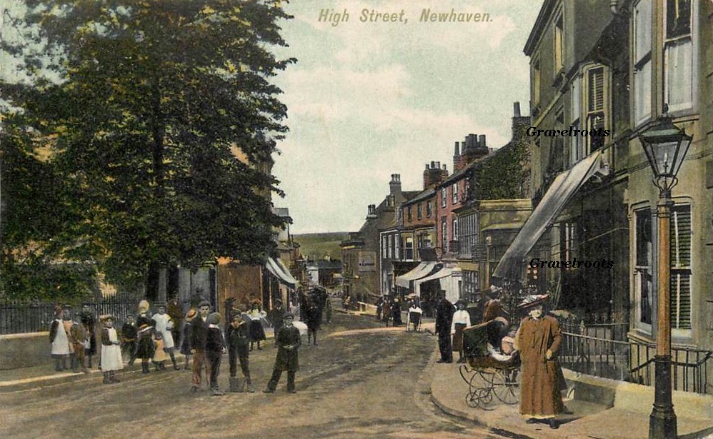 High Street, Newhaven old photo - click to return