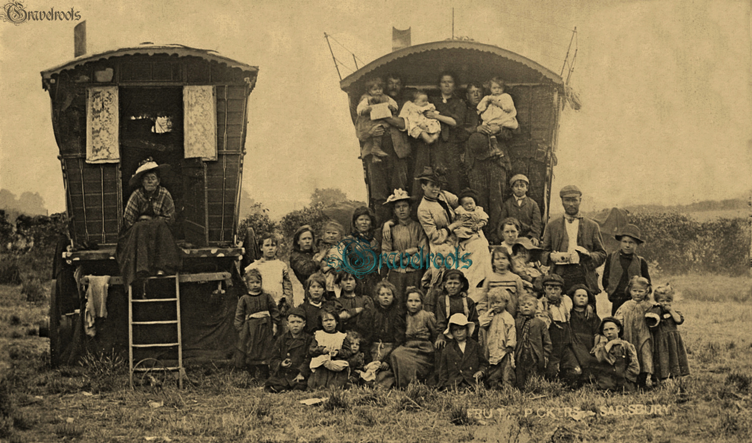  old  Social history photos of Romany Fruit Pickers, Sarisbury, Hampshire - click image below to return