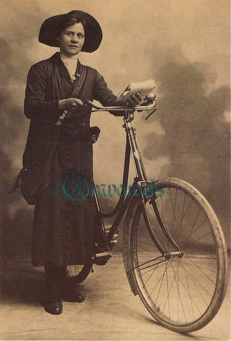 Blossom E. Stevens, at Ashmore, Dorset
Postwoman through most of the First World War