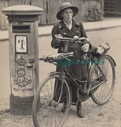 Postwoman, Weybridge, Surrey