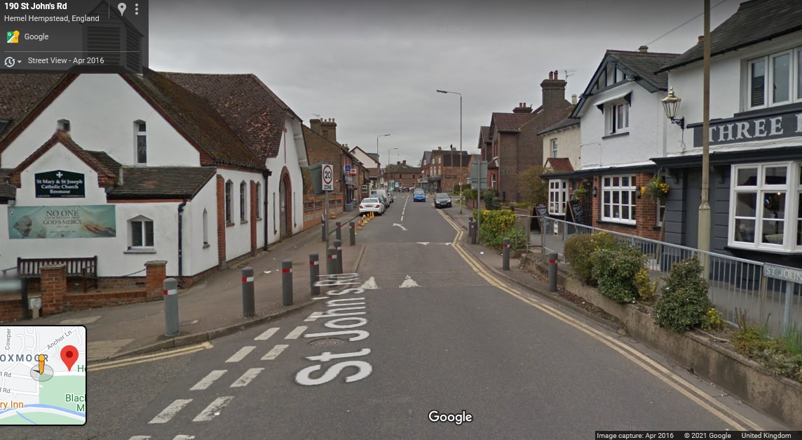 St Johns Road, Boxmoor, Hertfordshire - click image to return
