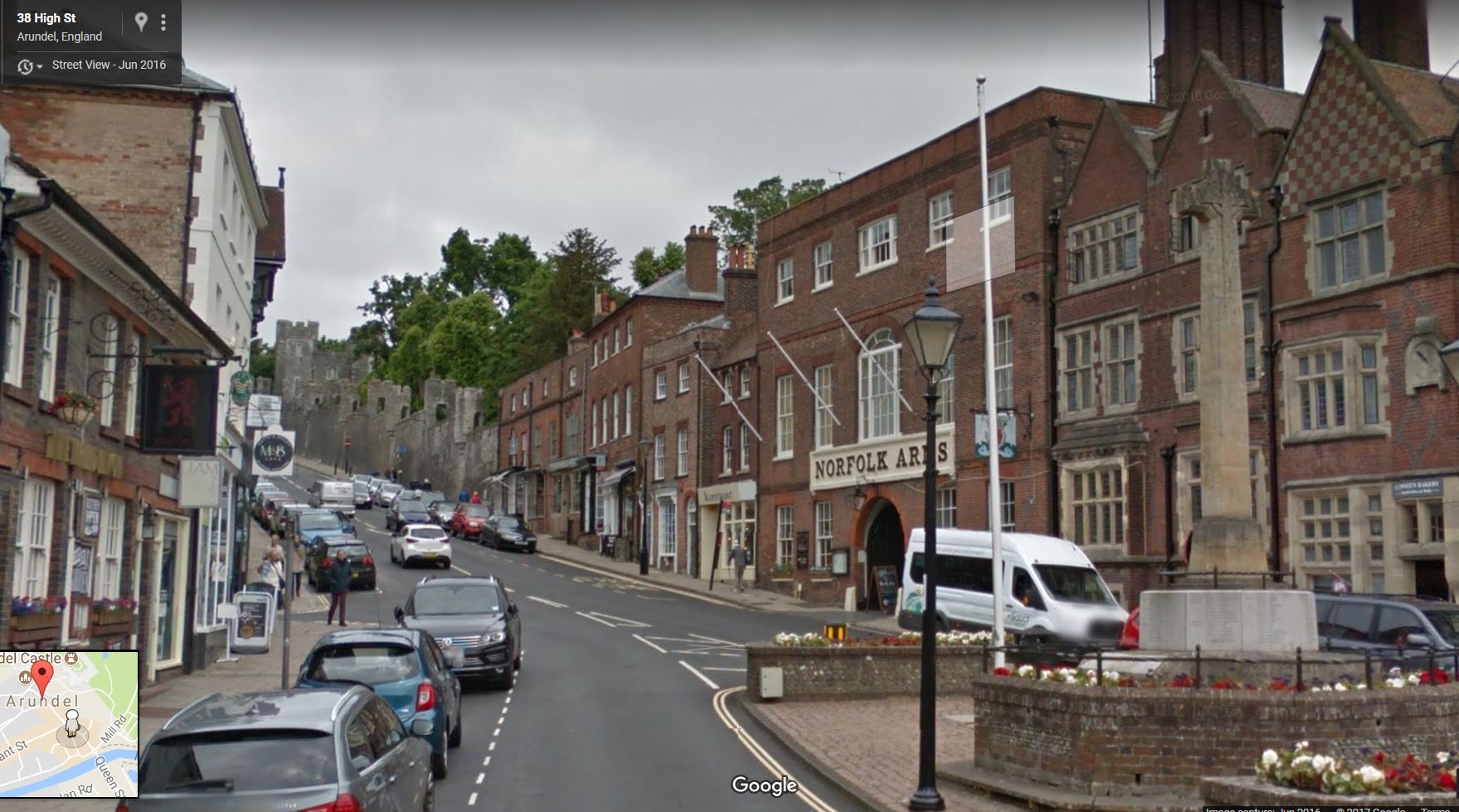 High Street, Arundel, Sussex - click image to return
