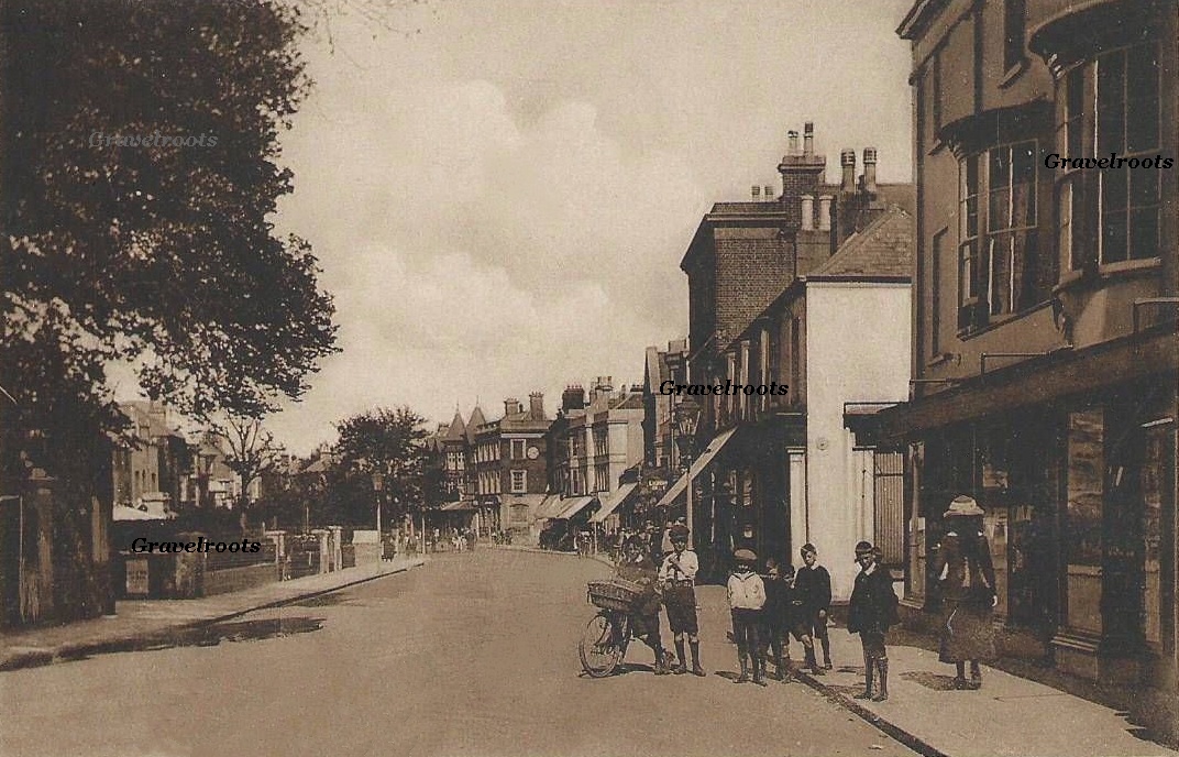 Old photo of Bognor Regis High Street, Sussex - click to return