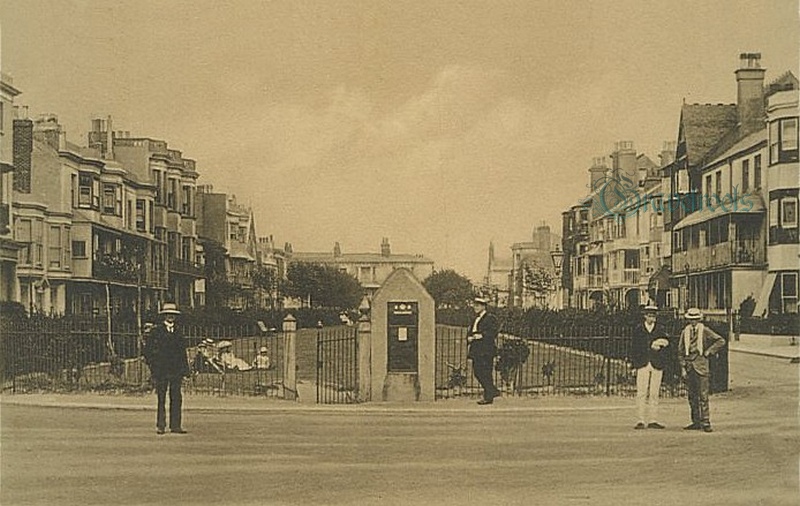 Old photo of The Steyne, Bognor, Sussex  - click to return