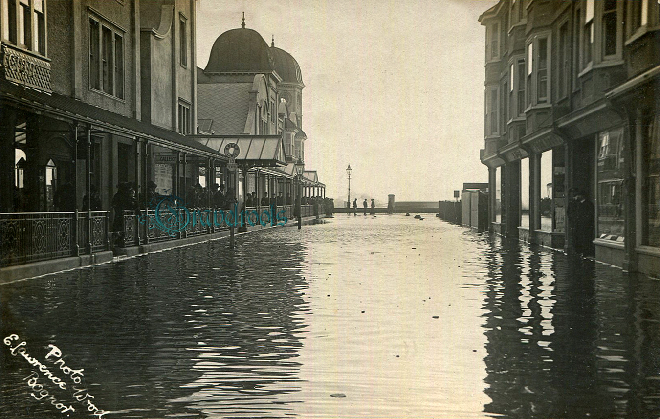 Old photo of York Road, Bognor, Sussex - click to return