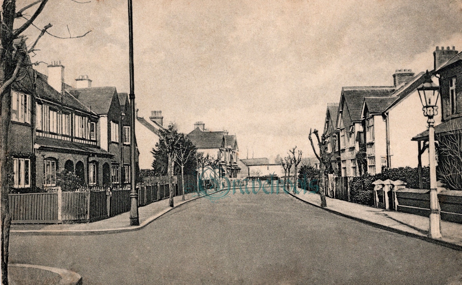 Gordon Avenue, Bognor - click image below to return