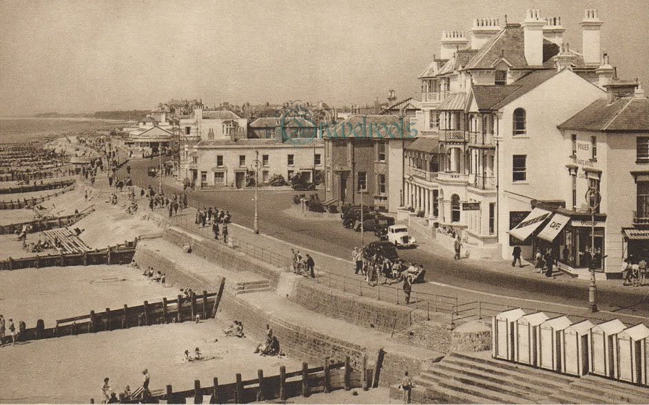 Old photo of Royal Hotel, Bognor Regis, Sussex - click to return
