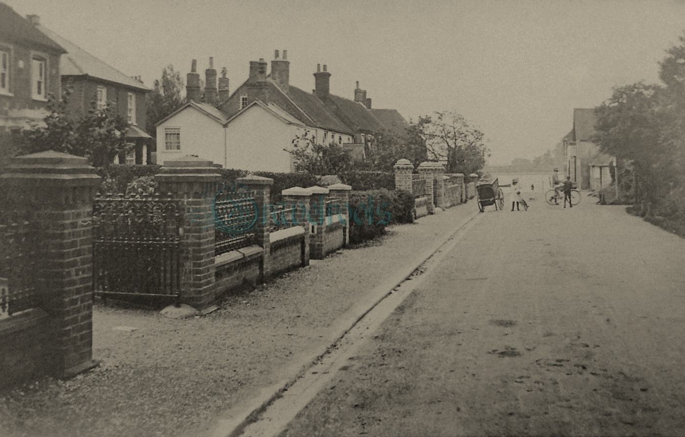  old photos of Bosham, Sussex - click image below to return