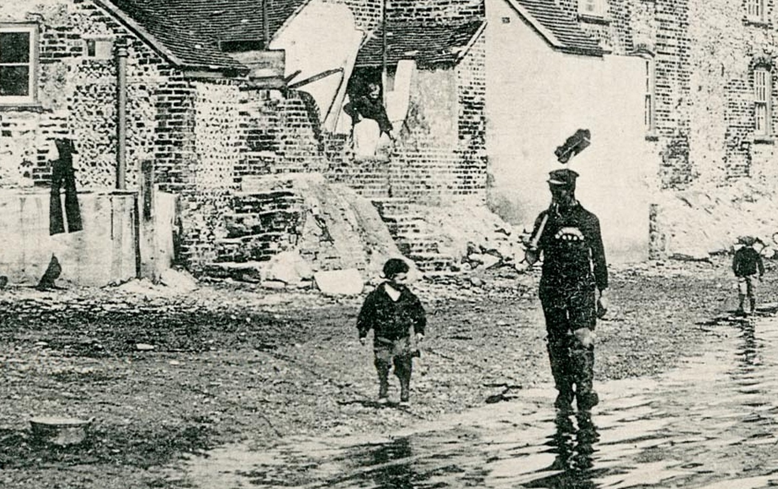 Bosham, click image to return