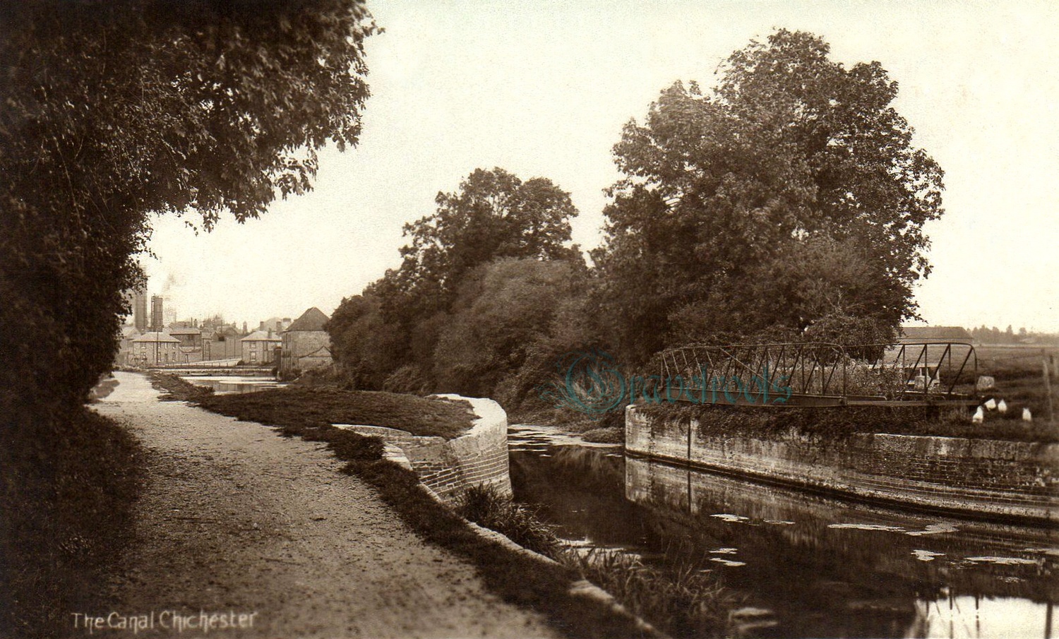  old photo of Chichester Canal, Sussex - click image to return