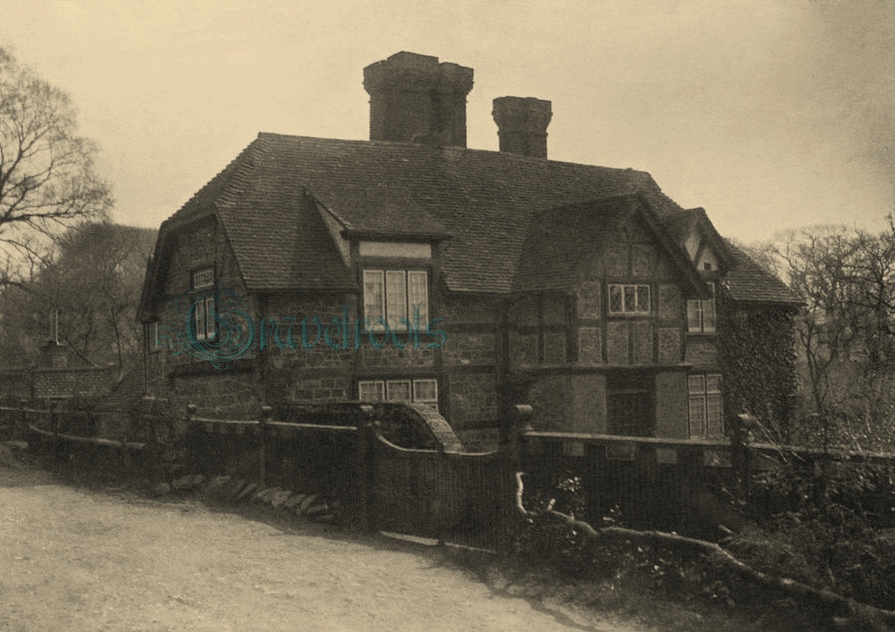  old photo of Challen's Yard, Easebourne, Sussex - click image to return