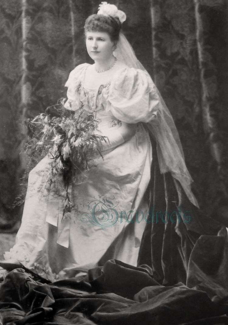  old photo of Sybil Maitland Salvin, Fernhurst, Sussex - click image below to return