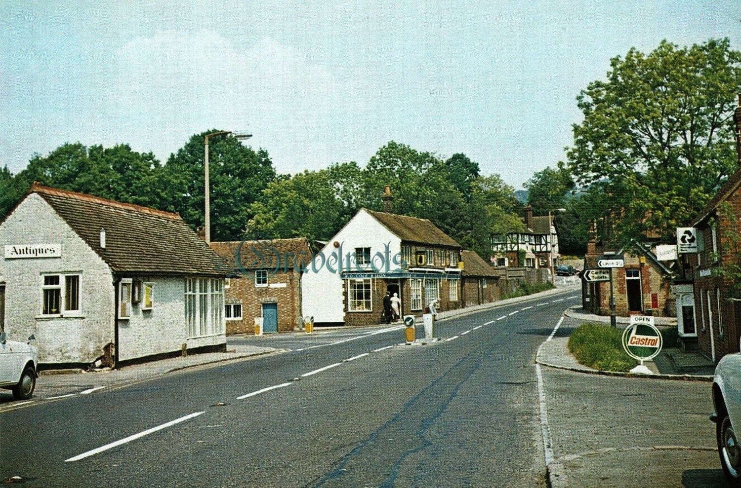  old photo of the Crossroads, Fernhurst, Sussex - click image below to return