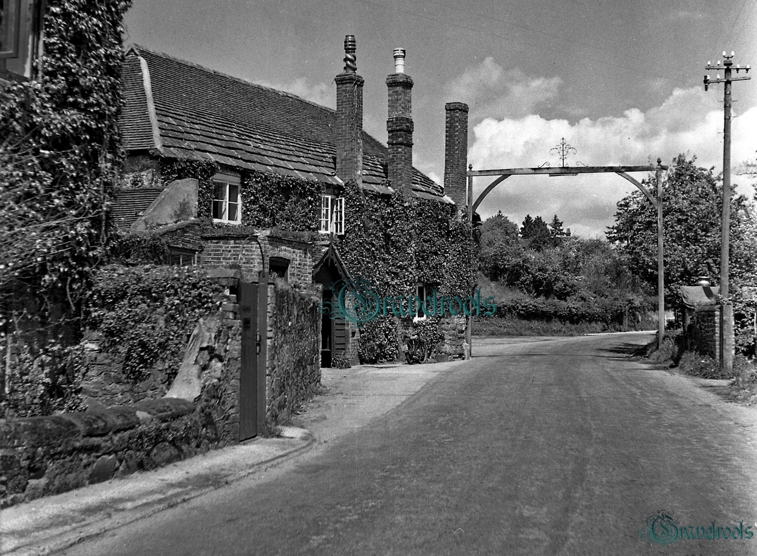  old photo of Fittleworth, Sussex - click image below to return