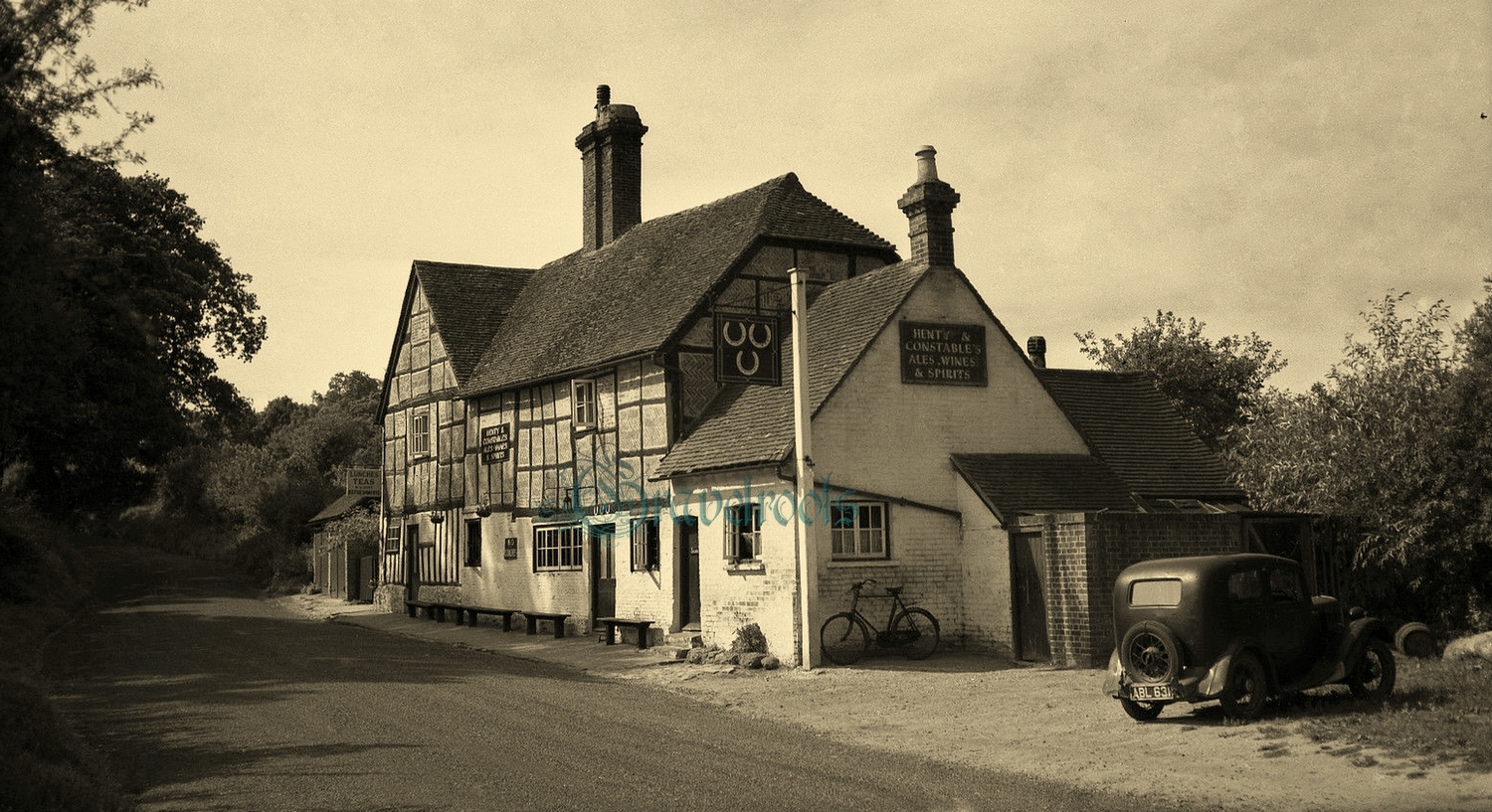  old photo of Three Horseshoes Inn, Lickfold, Sussex - click image below to return