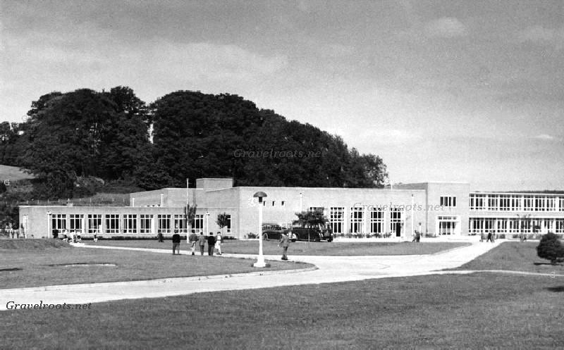 Secondary Modern School, Midhurst, Sussex - click to return