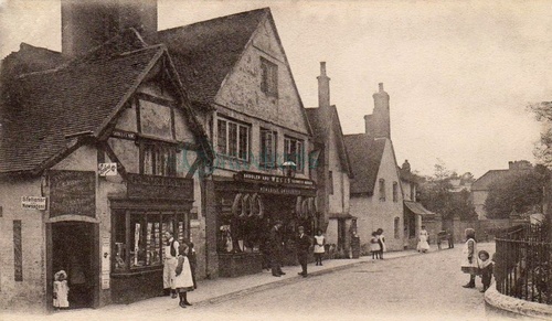 Olde Corner Shop