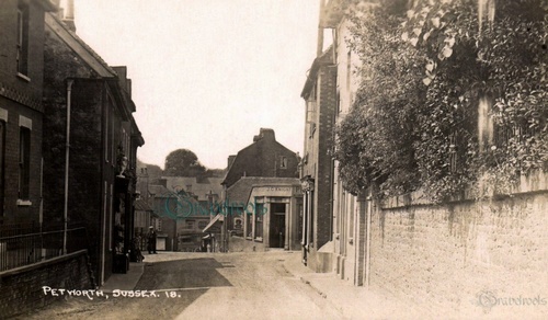 Angel Street, Petworth