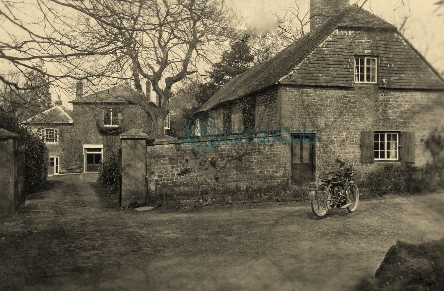 old photo of Coachmans Cottage, entrance gates, Iping House, Iping near  Stedham, Sussex - click image below to return