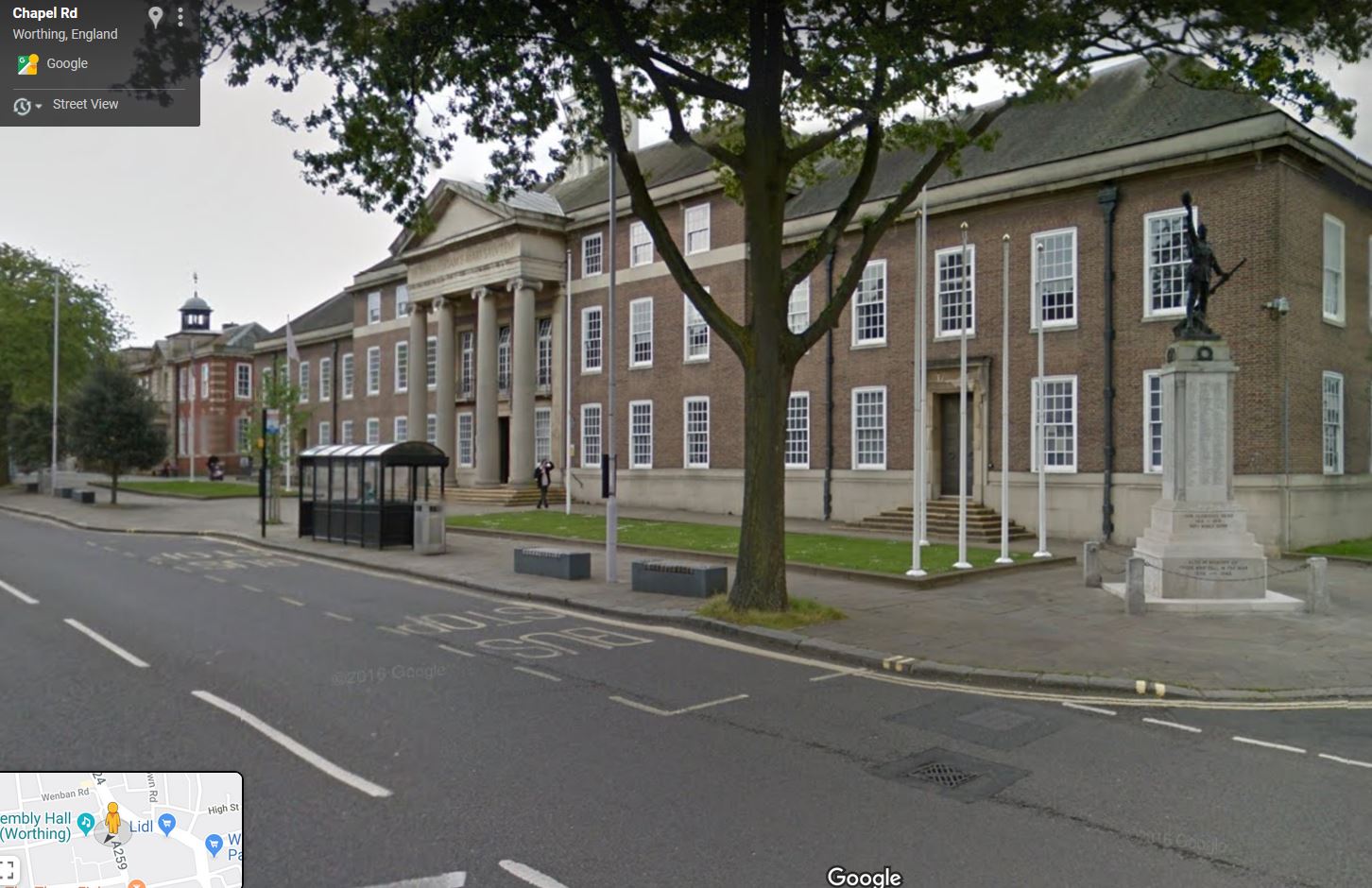 Town Hall & War Memorial, Chapel Road,  Worthing, Sussex - click image to return