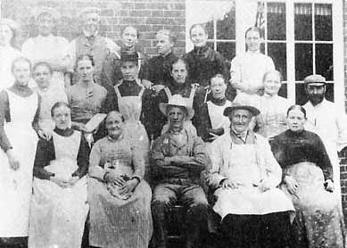 Family group of Dependents at Northchapel