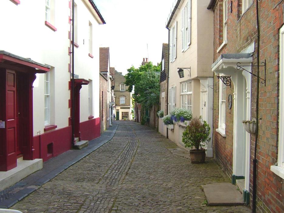 Lombard Street, Petworth - click to return