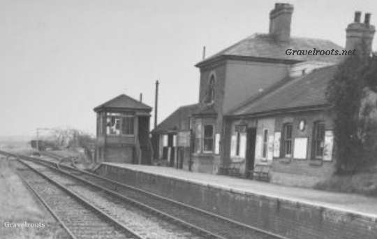 old photo of Rogate and Harting Station looking towards Petersfield
click image to enlarge